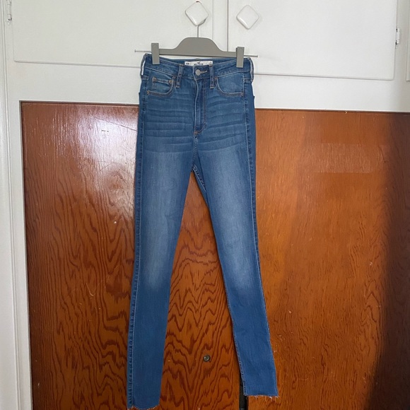 Hollister curvy ultra high-rise super skinny jeans - Picture 7 of 11